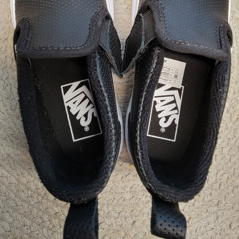 VANS - Picture 4 of 4